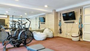 HOM I AireAcond Barrio Italia Vista Wifi Gym Metro