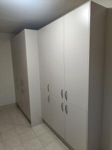 Queen Room with Private Toilet and Laundry - A3