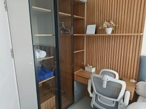 1 BR New in Glodok Central Jakarta Next to Subway Train Busway