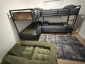 Relaxing Retreat Private Jacuzzi Patio Sleeps 12