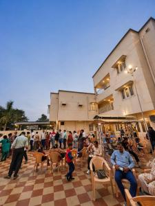 Hotel Rajdhani - Best Family Hotel in Pavagadh and in Halol GIDC