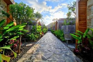 Anaya Cozy 1 BR Bungalow With Bathtub