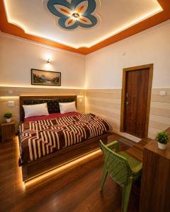 Shri Yamuna Divine Inn