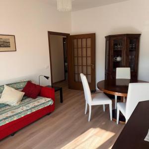Eva s flat with large sunny balcony and lagoon view