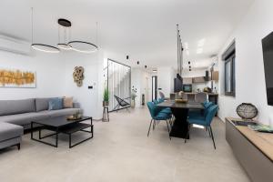 Villa Vela