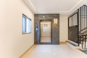 Itsy Hotels Sri Nidhi Executive