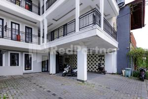 Tree Homestay Mitra RedDoorz