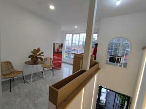 RedDoorz near Rita Super Mall Purwokerto