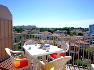 Modern apartment in Caorle with private terrace