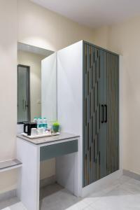 The Arjun - Newly Built Hotel Just 3 Mins from Metro and Railway Station