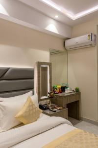 The Arjun - Newly Built Hotel Just 3 Mins from Metro and Railway Station