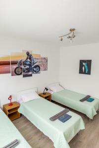 Starman Apartments