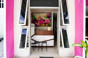 RedDoorz Plus @ Taman Madiun
