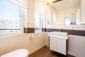 Villa Poseidon mit Balkon, strandnah und zentral