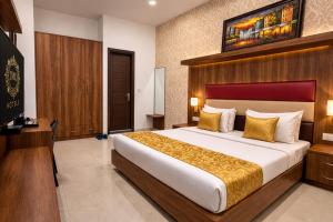 Hotel Urban Luxury Near Delhi IGI Airport Aerocity New Delhi