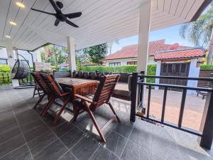 Close To Long Beach 2 Bedrooms - Malee Beach Villa C9