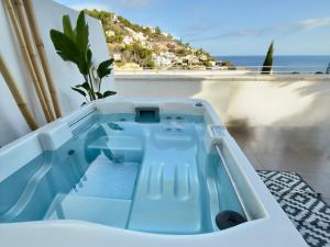 Casa del Sol Jacuzzi privado y vistas al Mediterráneo en Altea Hills
