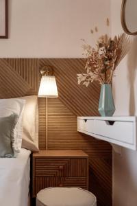 Mesogitonia House