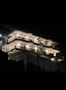 Blue Hill Apartments