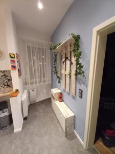 neue Ferienwohnung im roten Haus - Erdgeschoß, nur 350m zur Therme