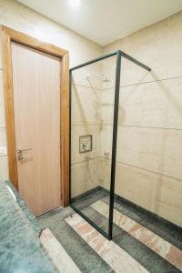 Dhauladhar Heights Resort