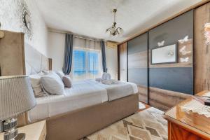 Studio Apartments S