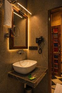 Hotel Sky Heritage With Swimming Pool