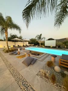 Blue Topaz Villa with Private Pool