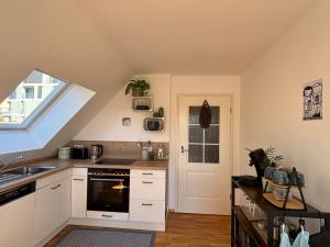Moderne Ferienwohnung mit Seeblick in Herrsching