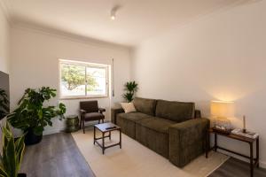 Villa Anné - Elegant Coastal Home near Ericeira