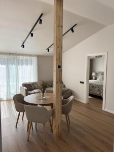 Victorias Garden House