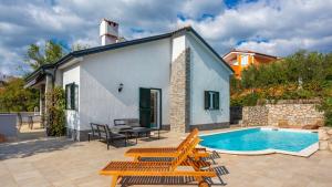 Villa Lucija with pool island Krk by Villas Guide