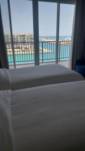 Vida Marina Marassi - Luxury 3BR Apartment, North Coast