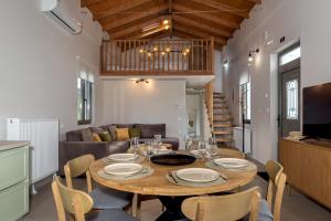 Yitonia- Cretan Village Home
