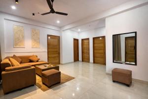 Premium 2BHK Luxury Stay near Noida Sector 62