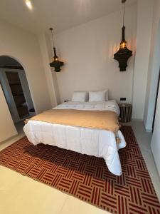 Riad Kasbah Marrakech - 5 grandes chambres - Piscine