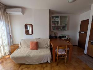 Great studio near the beach