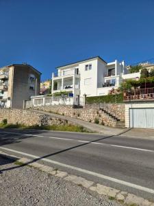 Apartmani Silvana&Vera