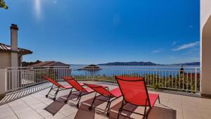 Apartment Mediera sea view 2 by Villas Guide