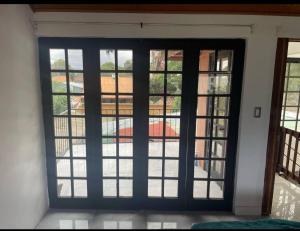 Casa Escazú Centro, 2 balcones y vista natural