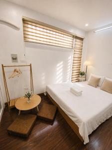 OQ Hanoi Stay Ngõ Gạch
