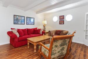 Cape Haus by Pristine Properties Vacation Rentals
