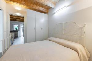 Aura Milanese Milano