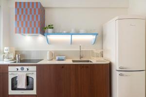 Classy Retro Apartment Proxenou Kormila