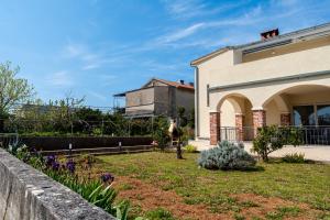 Brick & Blue Residence