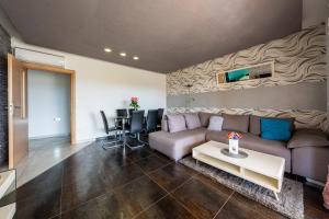 Brick & Blue Residence