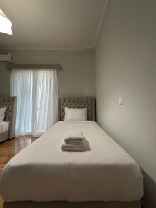 SP6 Athens Family Suite