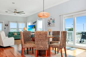 Rhapsody in Blues by Pristine Properties Vacation Rentals