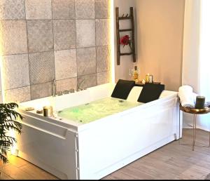 Ciatu Miu Spa Suite Gambino