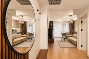 Luxury Apartment with Parking - Self Check in- North Bucharest